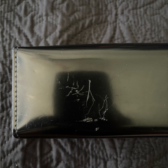 Marc By Marc Jacobs Black Patent Leather Sunglasses Case - Picture 6 of 8